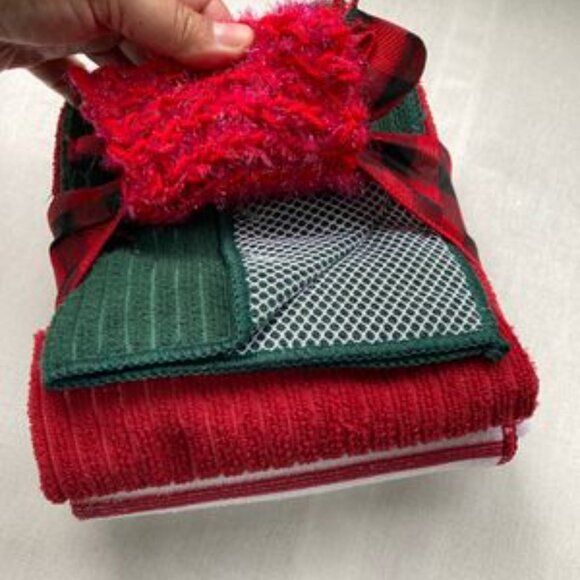 5 Piece Dish Scrubby, Drying Mat, Towel, Dish Towel Gift Set - Picture 4 of 9